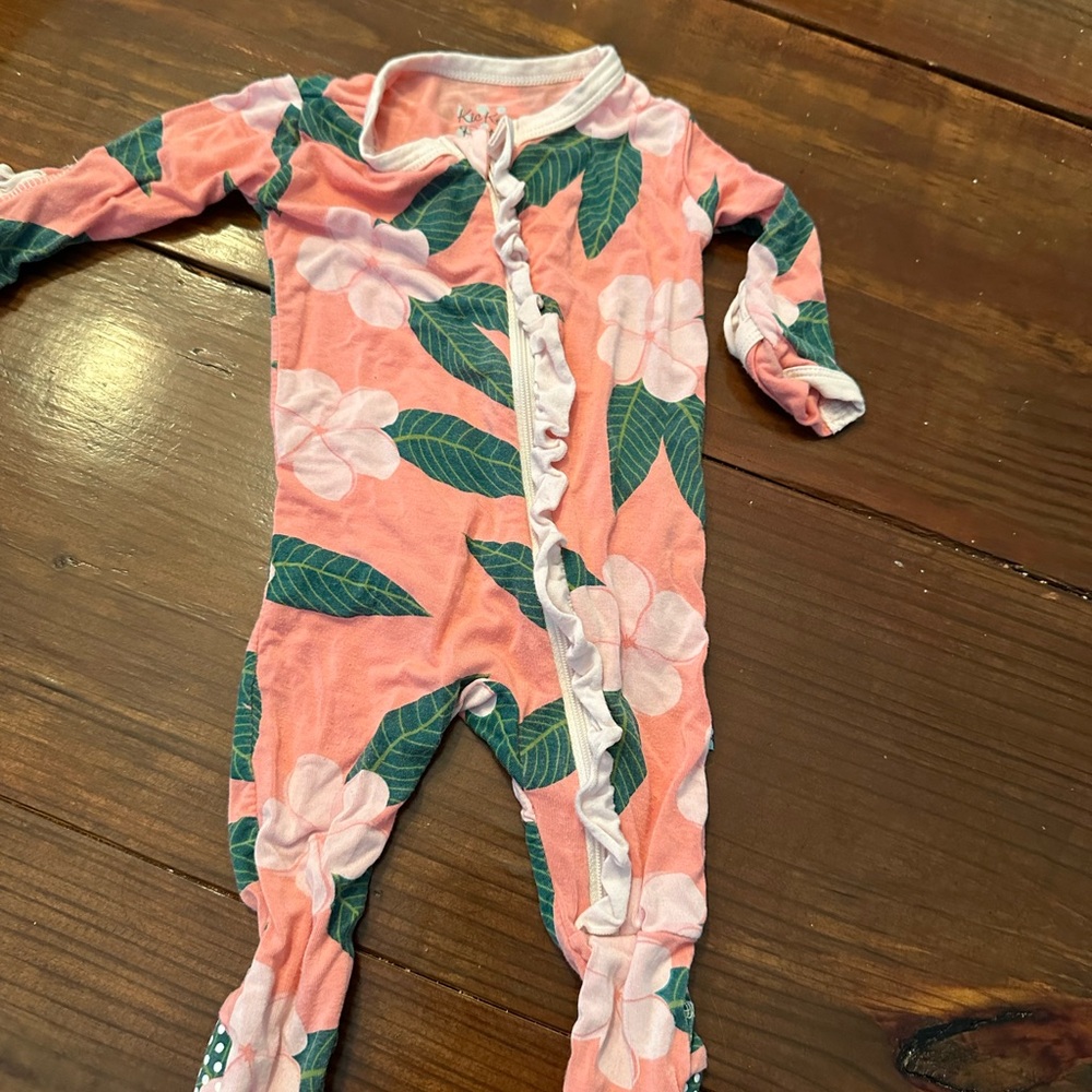 Kickee pants ruffle footie